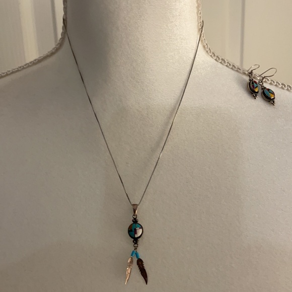 Silver Turquoise Necklace Set plus a Beaded Necklace earring set turquoise blue - Picture 4 of 15